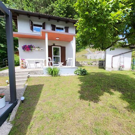 Cosy Cottage With Views Near Kobarid Exterior photo